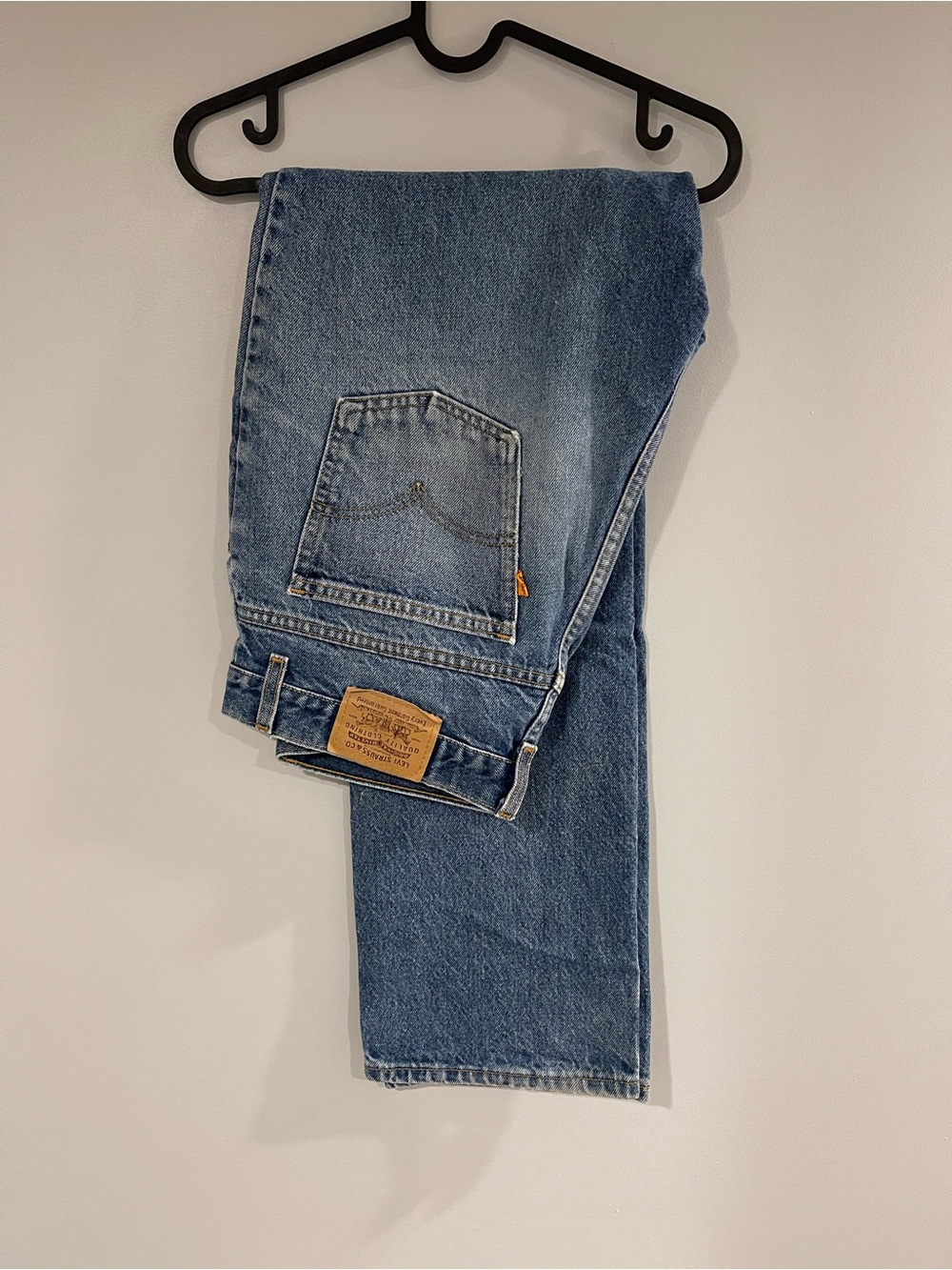 Orange tab Levis